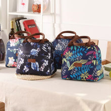 Load image into Gallery viewer, Spacious Womens Thermal Lunch Picnic Bag