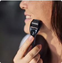 Load image into Gallery viewer, Beard Hair Growth Roller