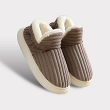 Load image into Gallery viewer, Boutique warm slippers