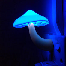 Load image into Gallery viewer, Mushroom Light