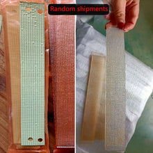 Load image into Gallery viewer, Set Of 20 Strips Of Fluvalinate Insect Repellent