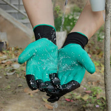 Load image into Gallery viewer, Genius gardening gloves with claws