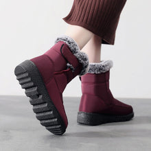 Load image into Gallery viewer, Women’s Waterproof Heeled Snow Boot