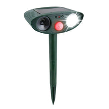 Load image into Gallery viewer, Ultrasonic Deer Repeller - Pack Of 4 Solar Powered - Get Rid of Deer in 48 Hours