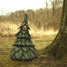 Load image into Gallery viewer, The Dark and Bizarre Art – Creepy Witch Sculptures(Halloween Decoration)
