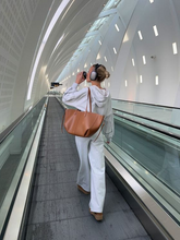 Load image into Gallery viewer, Vintage women's tote bag | Spacious shoulder bag