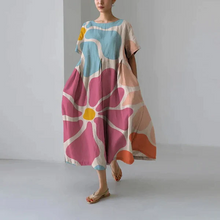 Load image into Gallery viewer, Casual and elegant dress with flora print