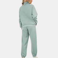 Load image into Gallery viewer, Women's Two-Piece Tracksuit
