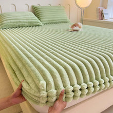 Load image into Gallery viewer, Ultra-Soft Luxury Fitted Bed Sheet