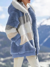 Load image into Gallery viewer, Contrasting Lamb Wool Padded Coat
