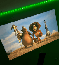 Load image into Gallery viewer, Mini Movie Projector