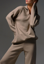 Load image into Gallery viewer, Comfortable women's pants set with an elegant design