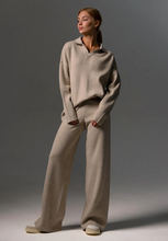 Load image into Gallery viewer, Comfortable women's pants set with an elegant design