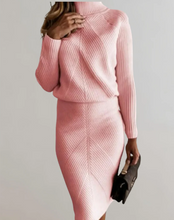 Load image into Gallery viewer, Two-Piece Suit With Narrow Skirt