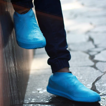 Load image into Gallery viewer, Ultra-Durable Silicovers Non-Slip Shoe Covers: Keep Your Shoes Clean & Dry