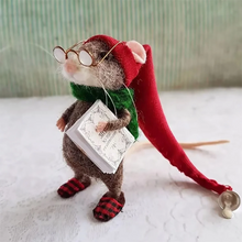 Load image into Gallery viewer, Handmade Cute Needle Felted Mouse DIY Craft Kit
