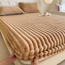 Load image into Gallery viewer, Ultra-Soft Luxury Fitted Bed Sheet