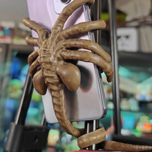 Load image into Gallery viewer, Horrible Facehugger Phone Holder