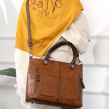 Load image into Gallery viewer, Elegant leather bag