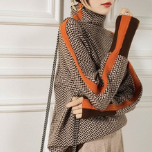 Load image into Gallery viewer, Britt Striped Sweater