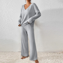 Load image into Gallery viewer, Women's two-piece winter set