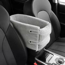 Load image into Gallery viewer, Pet car seat for small dog and cat