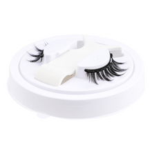 Load image into Gallery viewer, Reusable Magnetic Eyelash &amp; Tweezer Set – No Glue Needed
