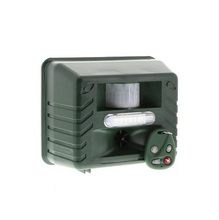 Load image into Gallery viewer, Woodpecker Ultrasonic Repeller for Effective Bird Control - Get Rid of Woodpeckers

