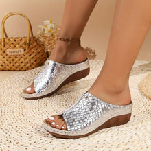 Load image into Gallery viewer, Chic Women’s Orthopedic Sandals
