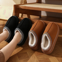 Load image into Gallery viewer, Fluffy Insole Platform Slippers Winter Slip On Faux Fur Shoes

