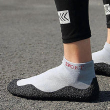 Load image into Gallery viewer, Unisex Aqua Socks Shoes Lightweight Running Swimming Sneakers

