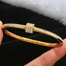 Load image into Gallery viewer, Stainless Steel Lucky Four Leaf Clover Bracelet for Women
