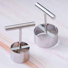 Load image into Gallery viewer, Stainless Steel Multifunction Apple Pear Core Separator Kitchen Tool
