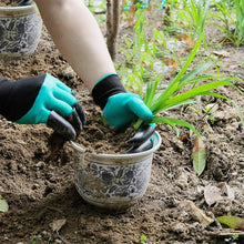 Load image into Gallery viewer, Genius gardening gloves with claws
