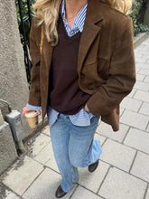 Load image into Gallery viewer, Brown Single-breasted Jacket
