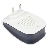 Load image into Gallery viewer, Ultrasonic Insect and Rodent Repellent
