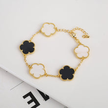 Load image into Gallery viewer, Vintage Clover Flower Pendant Gold Chain Bracelet
