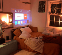 Load image into Gallery viewer, Mini Movie Projector
