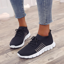 Load image into Gallery viewer, Orthopaedic and breathable shoes
