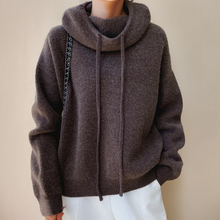 Load image into Gallery viewer, Bestseller Turtleneck Sweater Made of Merino Wool for Women
