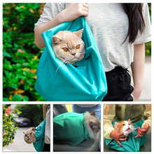 Load image into Gallery viewer, Cat Travel Bag - Safely Transport Kitty Wherever You Go!
