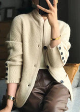 Load image into Gallery viewer, Cardigan for cozy evenings: your favorite piece in your wardrobe
