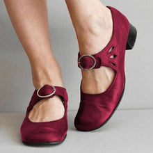 Load image into Gallery viewer, The Unique and Comfortable Leather Sandal
