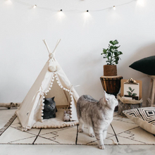 Load image into Gallery viewer, Bohemian Pet TeePee
