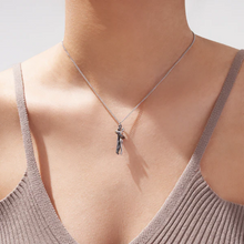 Load image into Gallery viewer, Hug Necklace
