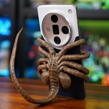 Load image into Gallery viewer, Horrible Facehugger Phone Holder
