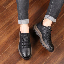 Load image into Gallery viewer, Men’s Casual Hand Stitching Arch Support &amp; Non-slip Breathable Shoes
