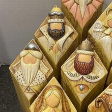 Load image into Gallery viewer, 9pcs Heaven Nativity Tree Pillar Statues
