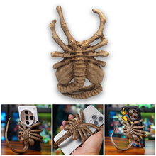Load image into Gallery viewer, Horrible Facehugger Phone Holder

