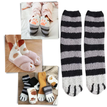 Load image into Gallery viewer, Cat's Paw Winter Socks

